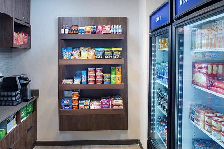 Snack bar